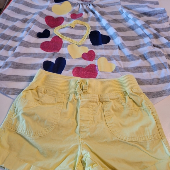 GIRLS TOP & SHORT SET - Picture 1 of 6